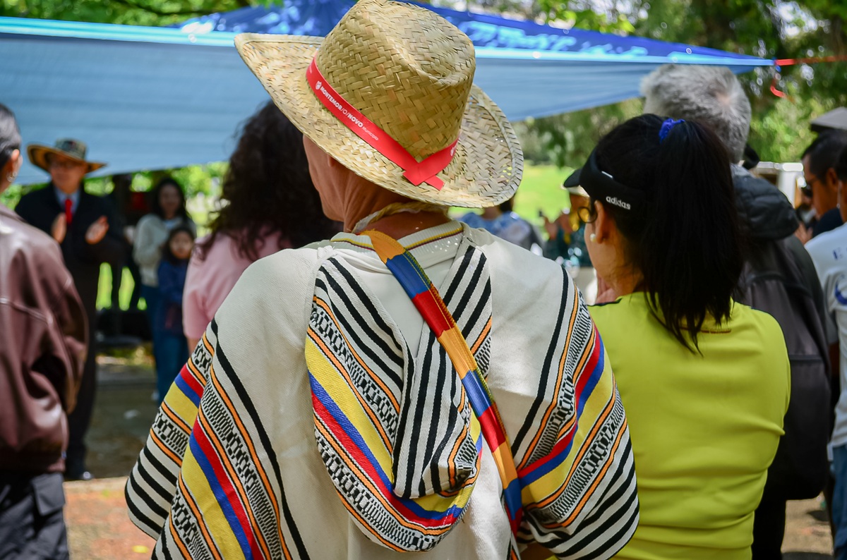 Asistentes a la Feria de Servicios para Colombianos en Portugal
